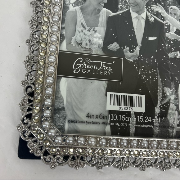 NWT-Pretty silver-tone easel backed-picture frames-pair(2) - Picture 3 of 10